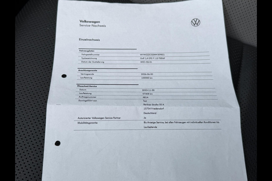 Volkswagen Golf 1.4 eHybrid GTE 18"/SOH 91%/Leder + memory/Panoramadak/IQ Light/Dynamic chassis/Stuur + stoelverwarming + ventilatie/Head-up/Standkachel/Camera/PDC v+a
