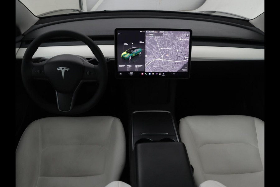 Tesla Model 3 Standard RWD Plus 60 kWh | SOH 91,8 % | Panoramadak | Lederen bekleding | Stoelverwarming | Stuurwielverwarming