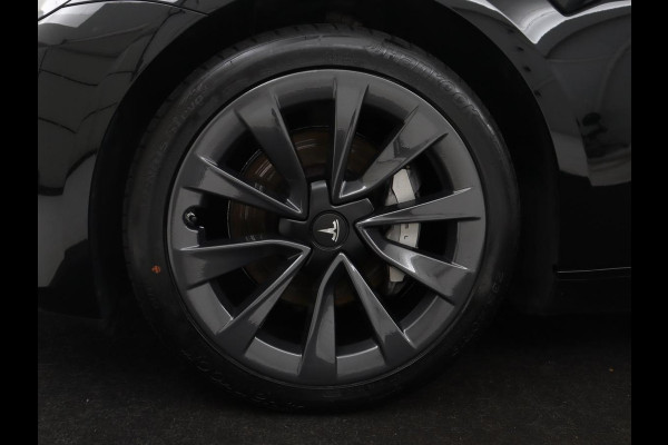 Tesla Model 3 Standard RWD Plus 60 kWh | SOH 91,8 % | Panoramadak | Lederen bekleding | Stoelverwarming | Stuurwielverwarming