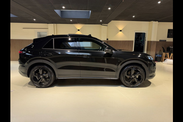 Volkswagen T-Roc 1.5 eTsi R-Line First Edition|Pano|Matrix|Keyless|H&K|HUD|360|Trekhaak|