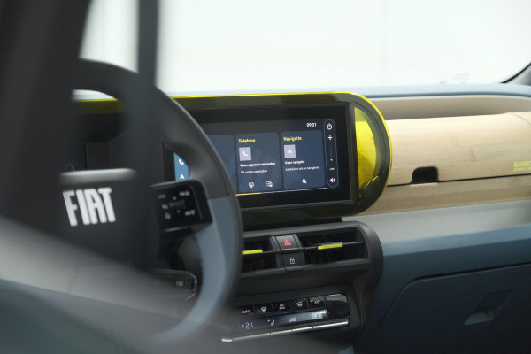 Fiat Grande Panda E La Prima 7 kW 44 kWh | 1 Fase | Camera | Navigatie | Parkeersensoren