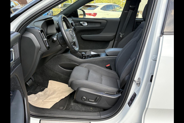 Volvo XC40 Recharge Ultimate 70 kWh SOH 95% | 360 CAMERA | STOEL STUURVERWARMING | MEM. SEAT | ELEK. STOEL | PANO | RIJKLAARPRIJS INCL. 12 MND BOVAG GARANTIE! | KEYLESS + DODEHOEK |