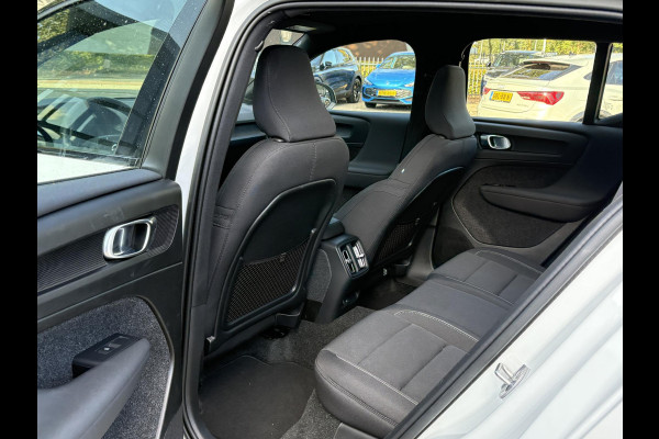 Volvo XC40 Recharge Ultimate 70 kWh SOH 95% | 360 CAMERA | STOEL STUURVERWARMING | MEM. SEAT | ELEK. STOEL | PANO | RIJKLAARPRIJS INCL. 12 MND BOVAG GARANTIE! | KEYLESS + DODEHOEK |