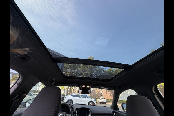 Volvo XC40 Recharge Ultimate 70 kWh SOH 95% | 360 CAMERA | STOEL STUURVERWARMING | MEM. SEAT | ELEK. STOEL | PANO | RIJKLAARPRIJS INCL. 12 MND BOVAG GARANTIE! | KEYLESS + DODEHOEK |