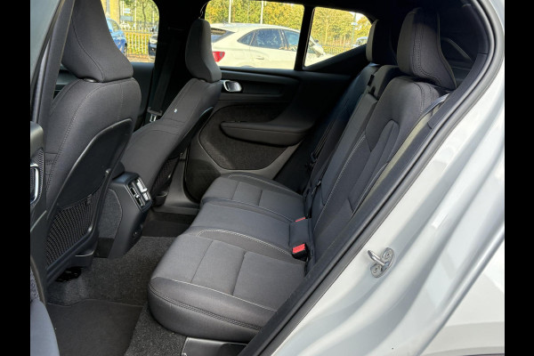 Volvo XC40 Recharge Ultimate 70 kWh SOH 95% | 360 CAMERA | STOEL STUURVERWARMING | MEM. SEAT | ELEK. STOEL | PANO | RIJKLAARPRIJS INCL. 12 MND BOVAG GARANTIE! | KEYLESS + DODEHOEK |
