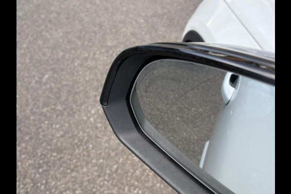 Volvo XC40 Recharge Ultimate 70 kWh SOH 95% | 360 CAMERA | STOEL STUURVERWARMING | MEM. SEAT | ELEK. STOEL | PANO | RIJKLAARPRIJS INCL. 12 MND BOVAG GARANTIE! | KEYLESS + DODEHOEK |