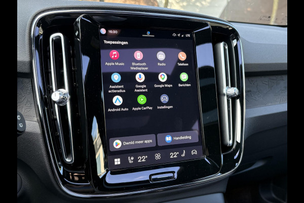 Volvo XC40 Recharge Ultimate 70 kWh SOH 95% | 360 CAMERA | STOEL STUURVERWARMING | MEM. SEAT | ELEK. STOEL | PANO | RIJKLAARPRIJS INCL. 12 MND BOVAG GARANTIE! | KEYLESS + DODEHOEK |