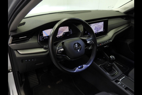 Škoda Octavia Combi 1.0 TSI Business Edition NAVI/TREKH./CLIMA/LED/16"LMV!