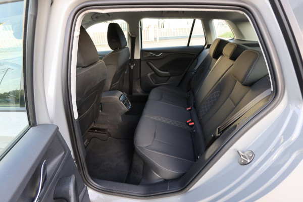 Škoda Kamiq 1.0 TSI Ambition DSG Automaat Carplay - Android Auto