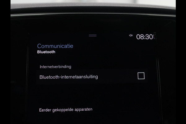 Volvo XC40 1.5 T5 Recharge Business Pro | SOH 84,5 | 360 Camera | Stoelverwarming | LED | Apple Carplay |