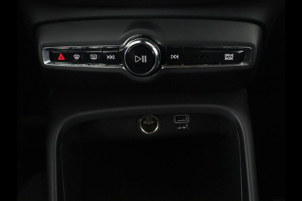 Volvo XC40 1.5 T5 Recharge Business Pro | SOH 84,5 | 360 Camera | Stoelverwarming | LED | Apple Carplay |