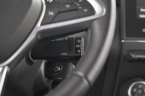 Renault Clio TCe 90 Equilibre | Parkeersensoren | Apple Carplay | Cruise Control | Airco