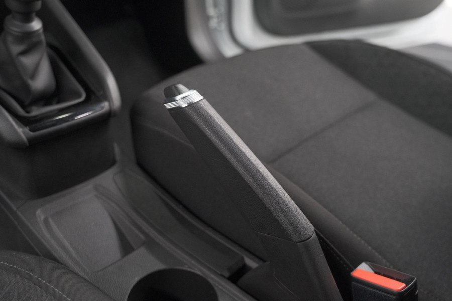 Renault Clio TCe 90 Equilibre | Parkeersensoren | Apple Carplay | Cruise Control | Airco