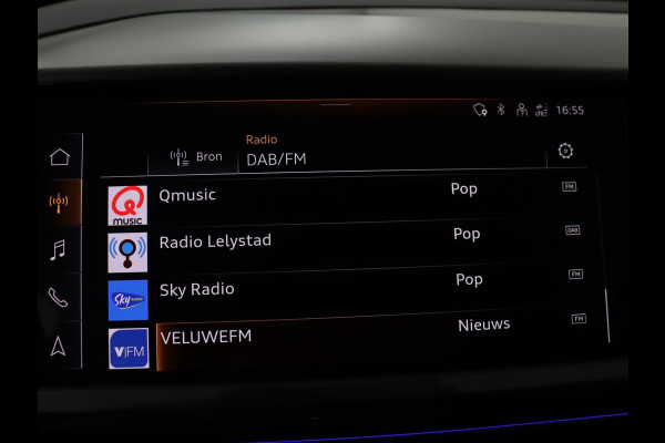 Audi Q4 e-tron 40 S edition 77 kWh | SOH 96% | Camera | Stoelverwarming | Keyless Entry | Apple Carplay | LED | S-Line |