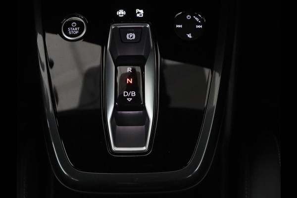 Audi Q4 e-tron 40 S edition 77 kWh | SOH 96% | Camera | Stoelverwarming | Keyless Entry | Apple Carplay | LED | S-Line |