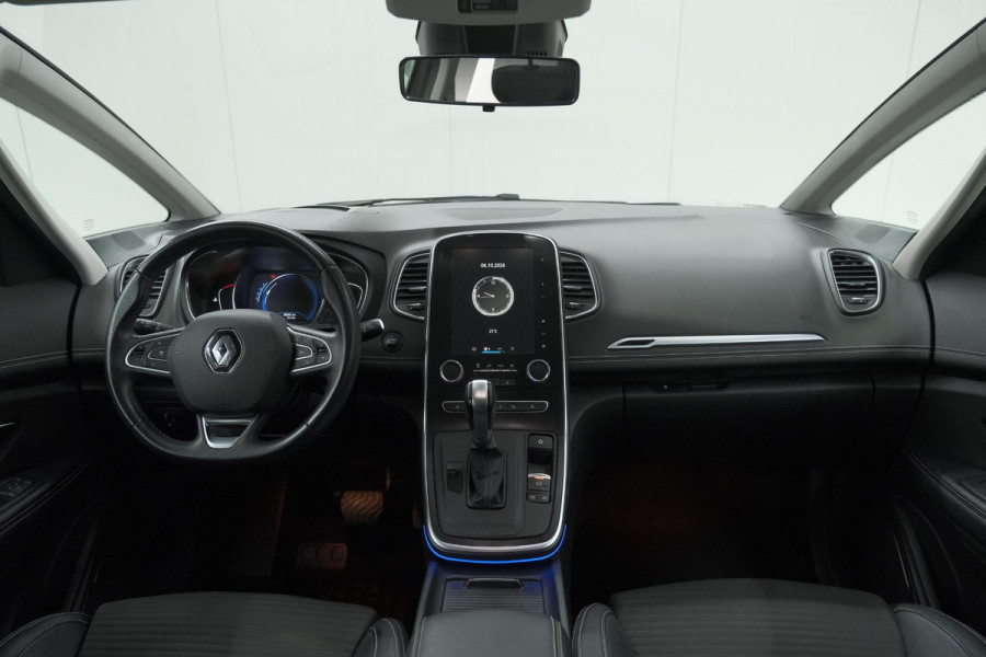 Renault Scénic 1.3 TCe 140 EDC Intens | Trekhaak | Camera | Head-Up Display | Dodehoekdetectie