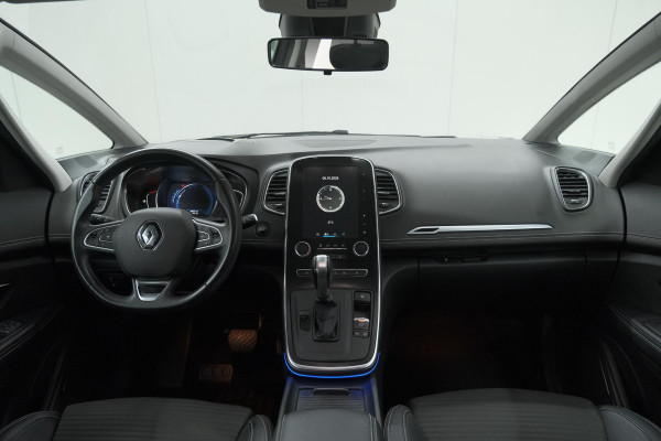 Renault Scénic 1.3 TCe 140 EDC Intens | Trekhaak | Camera | Head-Up Display | Dodehoekdetectie