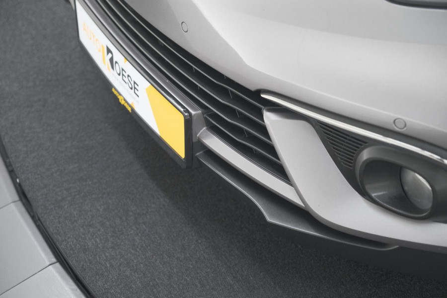 Renault Scénic 1.3 TCe 140 EDC Intens | Trekhaak | Camera | Head-Up Display | Dodehoekdetectie