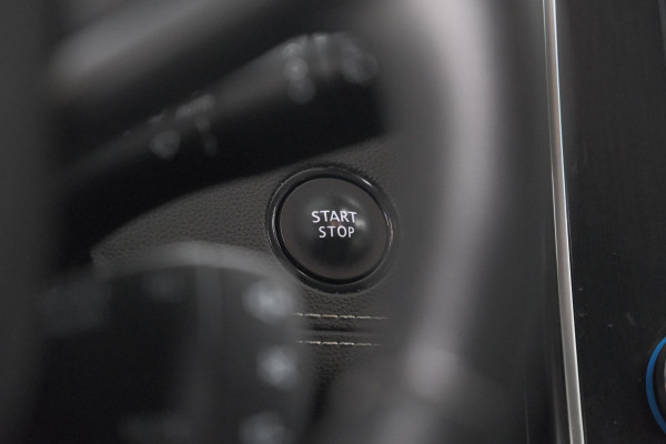 Renault Scénic 1.3 TCe 140 EDC Intens | Trekhaak | Camera | Head-Up Display | Dodehoekdetectie
