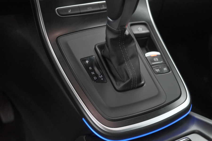Renault Scénic 1.3 TCe 140 EDC Intens | Trekhaak | Camera | Head-Up Display | Dodehoekdetectie