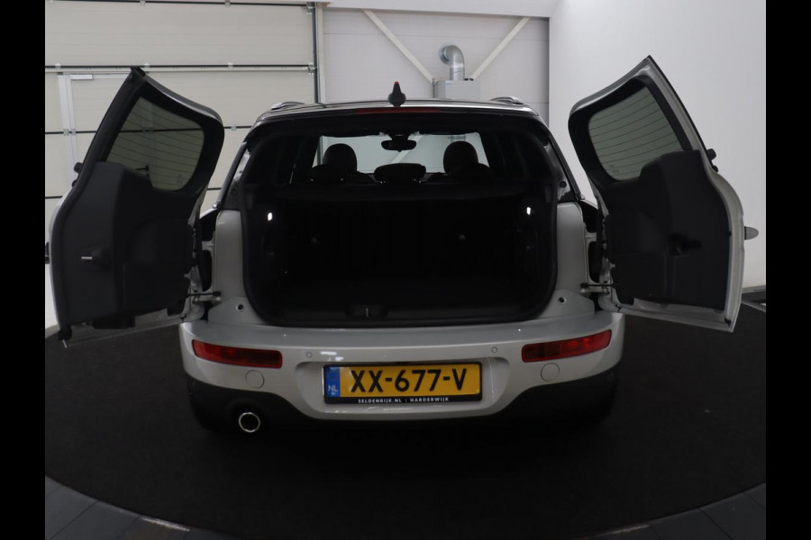MINI Clubman 1.5 Cooper Business Edition Pano.Dak | Automaat | Apple Carplay | LED | Navigatie | Stoelverwarming |