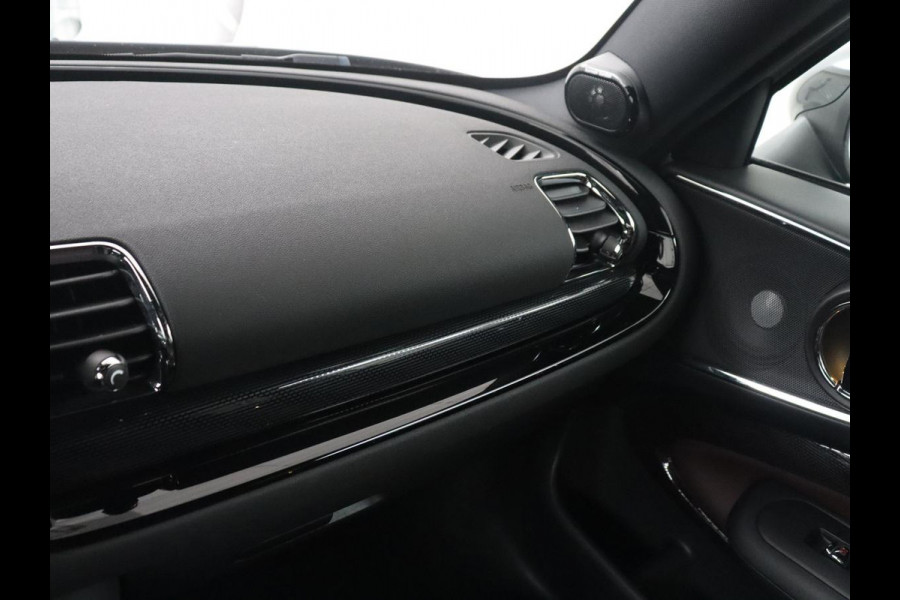MINI Clubman 1.5 Cooper Business Edition Pano.Dak | Automaat | Apple Carplay | LED | Navigatie | Stoelverwarming |