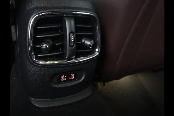 MINI Clubman 1.5 Cooper Business Edition Pano.Dak | Automaat | Apple Carplay | LED | Navigatie | Stoelverwarming |