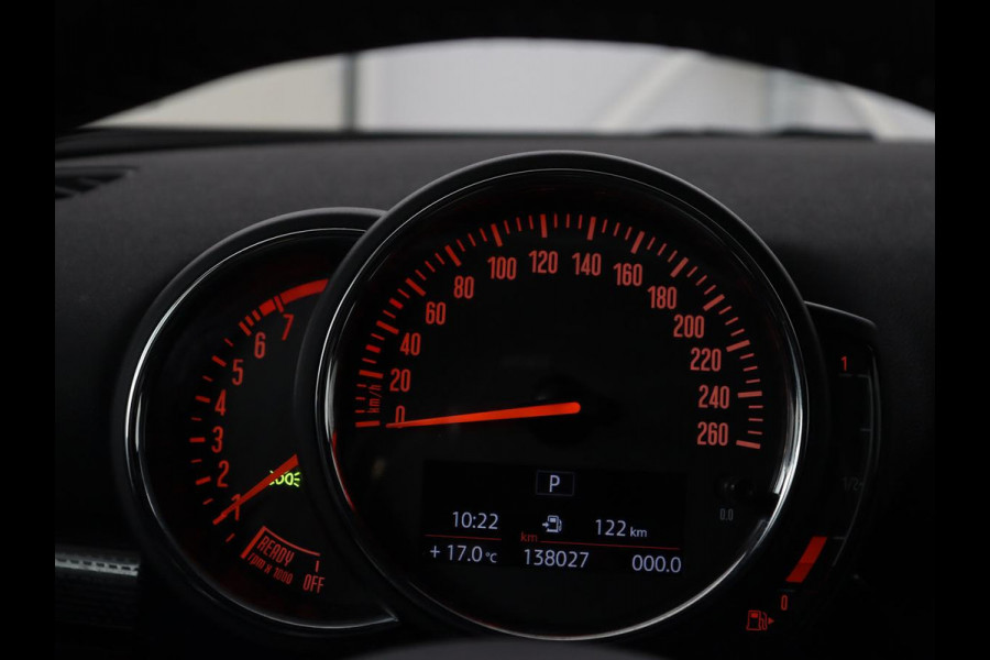 MINI Clubman 1.5 Cooper Business Edition Pano.Dak | Automaat | Apple Carplay | LED | Navigatie | Stoelverwarming |