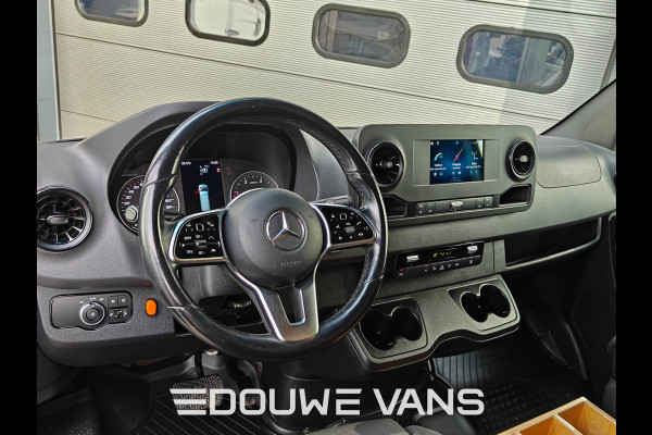 Mercedes-Benz Sprinter 317 L2H2 Aut Distronic Trekhaak Navigatie Camera Omvormer