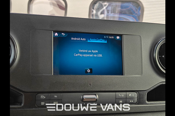Mercedes-Benz Sprinter 317 L2H2 Aut Distronic Trekhaak Navigatie Camera Omvormer