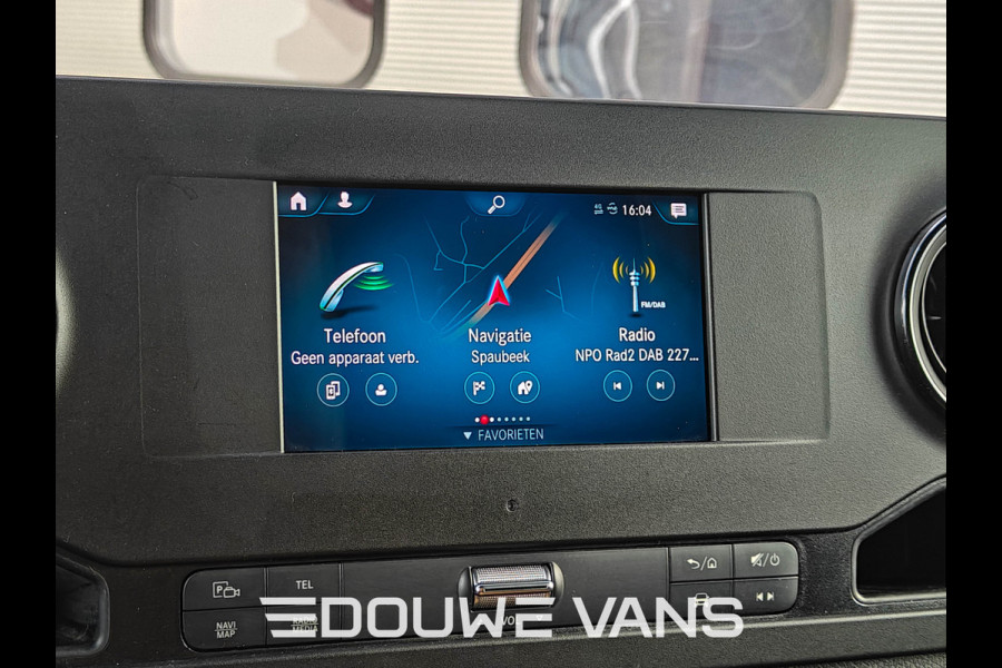 Mercedes-Benz Sprinter 317 L2H2 Aut Distronic Trekhaak Navigatie Camera Omvormer