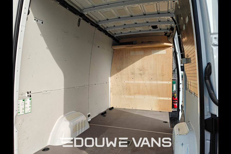Mercedes-Benz Sprinter 317 L2H2 Aut Distronic Trekhaak Navigatie Camera Omvormer
