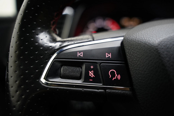 Seat Leon 1.4 EcoTSI FR CAMERA LEER CARPLAY SEAT SOUND