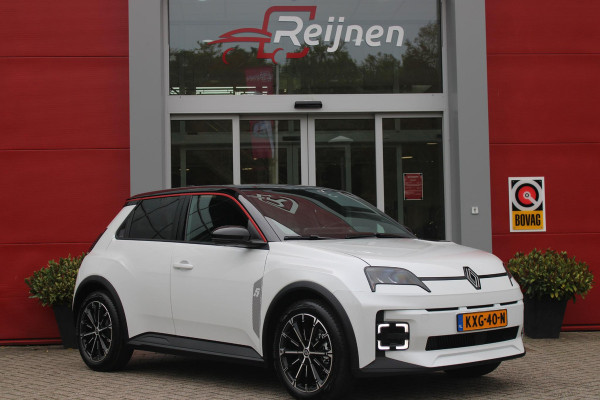 Renault 5 COMFORT RANGE ICONIC CINQ 52 kWh *NIEUWE AUTO!* | PACK WINTER: (ELEKTRISCH VERWARMBARE VOORSTOELEN/ELEKTRISCH VERWARMBAAR STUURWIEL, BESTUURDERSSTOEL MET ELEKTRISCH VERSTELBARE LENDESTEUN, IN HOOGTE VERSTELBARE PASSAGIERSSTOEL) | DAKLIJST ROUGE | PACK PARKING: (FULL EASY PARKING ASSIST MET PARKEERSENSOREN AAN VOOR- EN ZIJKANT) | ADAPTIVE CRUISE CONTROL | AUTOMATISCH INPARKEREN | FULL LED KOPLAMPEN MET MICRO OPTICS EN FRANSE FLAG | FLANK GUARD PROTECTION MAKKELIJK INPARKEREN MET VISUELE EN AKOESTISCHE SIGNALEN | 18" LICHTMETALEN VELGEN "CHRONO" | TWO TONE CARROSSERIEKLE