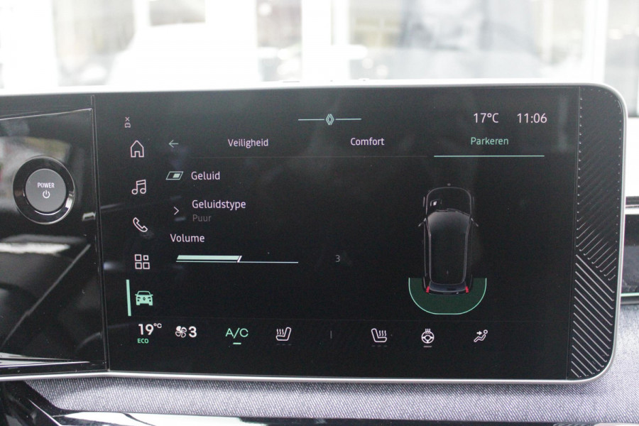 Renault 5 COMFORT RANGE ICONIC CINQ 52 kWh *NIEUWE AUTO!* | PACK WINTER: (ELEKTRISCH VERWARMBARE VOORSTOELEN/ELEKTRISCH VERWARMBAAR STUURWIEL, BESTUURDERSSTOEL MET ELEKTRISCH VERSTELBARE LENDESTEUN, IN HOOGTE VERSTELBARE PASSAGIERSSTOEL) | DAKLIJST ROUGE | PACK PARKING: (FULL EASY PARKING ASSIST MET PARKEERSENSOREN AAN VOOR- EN ZIJKANT) | ADAPTIVE CRUISE CONTROL | AUTOMATISCH INPARKEREN | FULL LED KOPLAMPEN MET MICRO OPTICS EN FRANSE FLAG | FLANK GUARD PROTECTION MAKKELIJK INPARKEREN MET VISUELE EN AKOESTISCHE SIGNALEN | 18" LICHTMETALEN VELGEN "CHRONO" | TWO TONE CARROSSERIEKLE