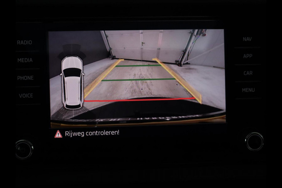 Škoda Kodiaq 1.5 TSI Limited Business Edition 7p. | Pano.Dak | Camera | Stoelverwarming | Apple Carplay | Canton Sound |