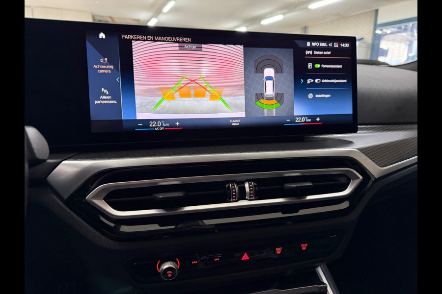 BMW 3 Serie Touring 330e M-Sport | xDrive |Shadowline | Elektrische Sporstoelen | 19” | Driving Assistant Professional | Head-Up
