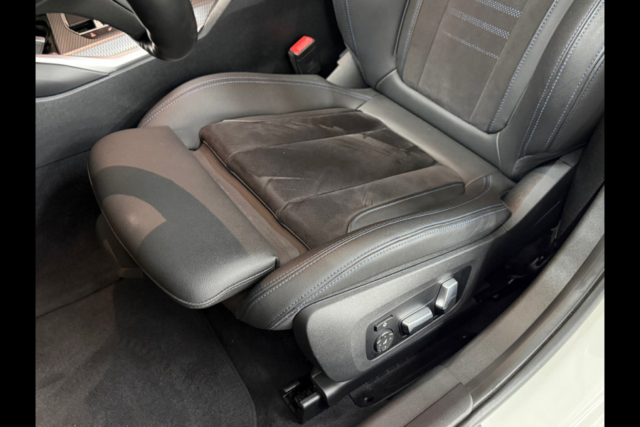 BMW 3 Serie Touring 330e M-Sport | xDrive |Shadowline | Elektrische Sporstoelen | 19” | Driving Assistant Professional | Head-Up