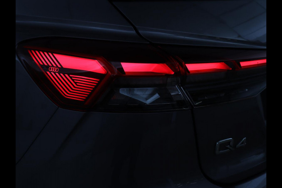 Audi Q4 e-tron 45 quattro Advanced edition 77 kWh | SOH 94,8% | Apple Carplay | Navigatie | Parkeerhulp | LED |
