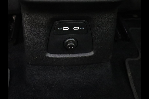 Audi Q4 e-tron 45 quattro Advanced edition 77 kWh | SOH 94,8% | Apple Carplay | Navigatie | Parkeerhulp | LED |