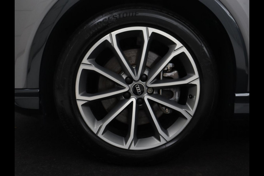 Audi Q4 e-tron 45 quattro Advanced edition 77 kWh | SOH 94,8% | Apple Carplay | Navigatie | Parkeerhulp | LED |