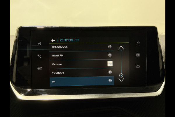 Peugeot e-208 EV Active 50 kWh | navigatie | 11kw 3-fase lader | LED verlichting | Keyless start