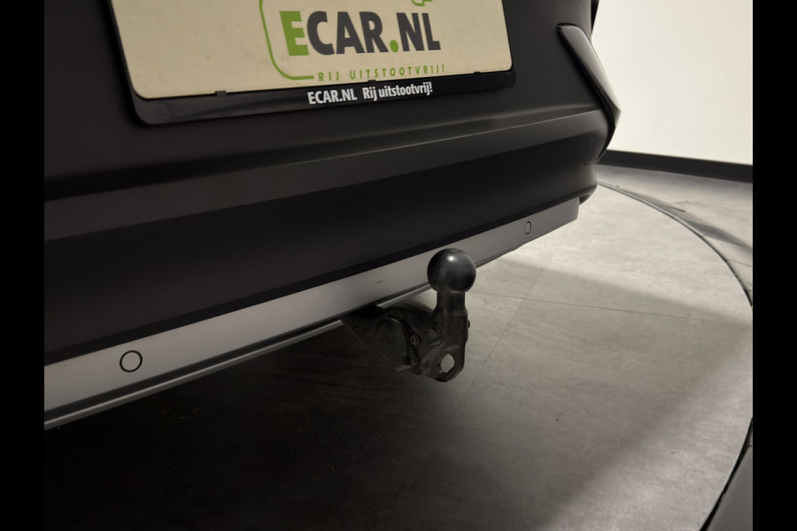 Volkswagen ID.5 Pro 77 kWh | Keyless | Matrix LED | Warmtepomp | Stoelen & stuur verwarmd