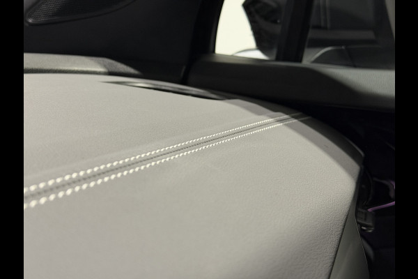 Volkswagen ID.5 Pro 77 kWh | Keyless | Matrix LED | Warmtepomp | Stoelen & stuur verwarmd