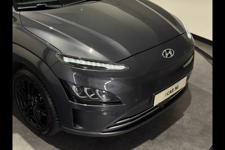 Hyundai Kona EV Premium 64 kWh | Keyless | Elektrische stoelen | Stoelen & stuur verwarmd