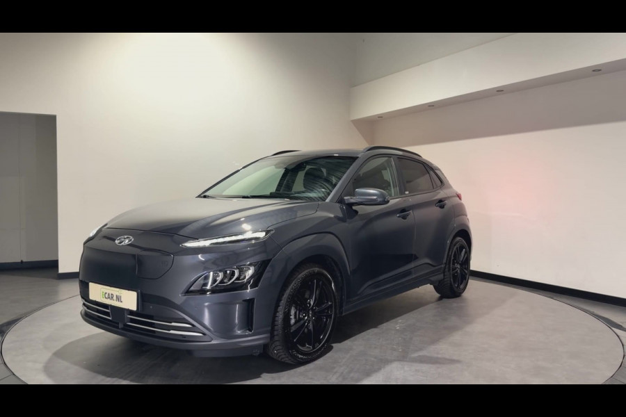 Hyundai Kona EV Premium 64 kWh | Keyless | Elektrische stoelen | Stoelen & stuur verwarmd