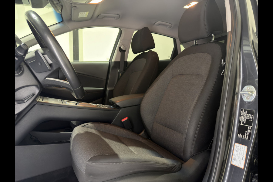 Hyundai Kona EV Premium 64 kWh | Keyless | Elektrische stoelen | Stoelen & stuur verwarmd