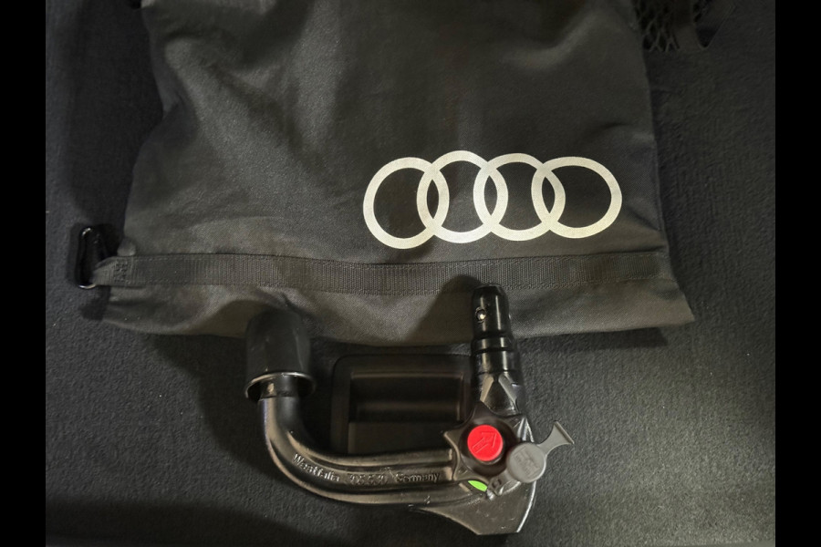 Audi A3 Sportback 45 TFSI e S edition Competition 3x S-line | Camera | Keyless | Trekhaak
