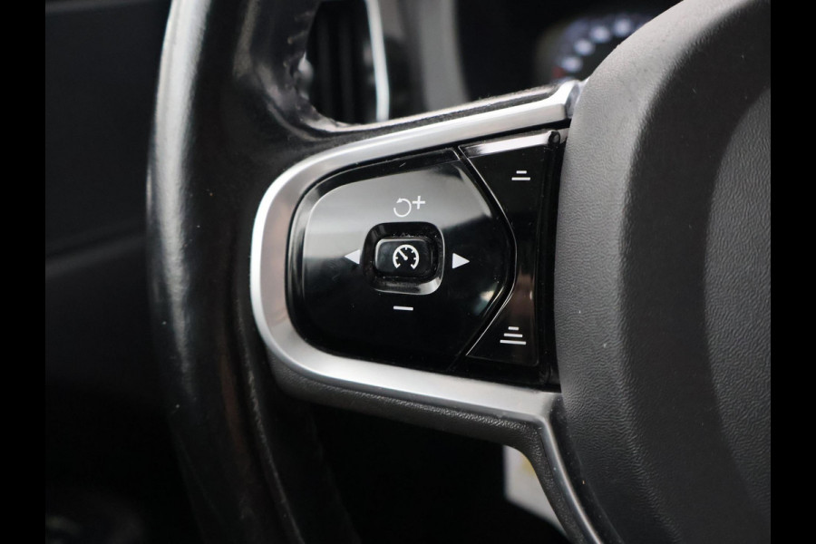 Volvo XC60 2.0 T8 TWIN ENGINE 390 PK AWD INSCRIPTION | TREKHAAK | PANORAMA | LEDER | 19 INCH