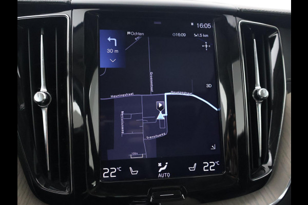 Volvo XC60 2.0 T8 TWIN ENGINE 390 PK AWD INSCRIPTION | TREKHAAK | PANORAMA | LEDER | 19 INCH